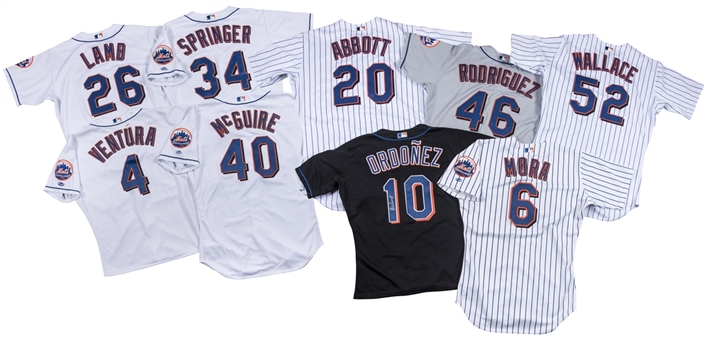 Lot of (9) 2000 New York Mets Game Used Jerseys - 2 Signed (JSA) 